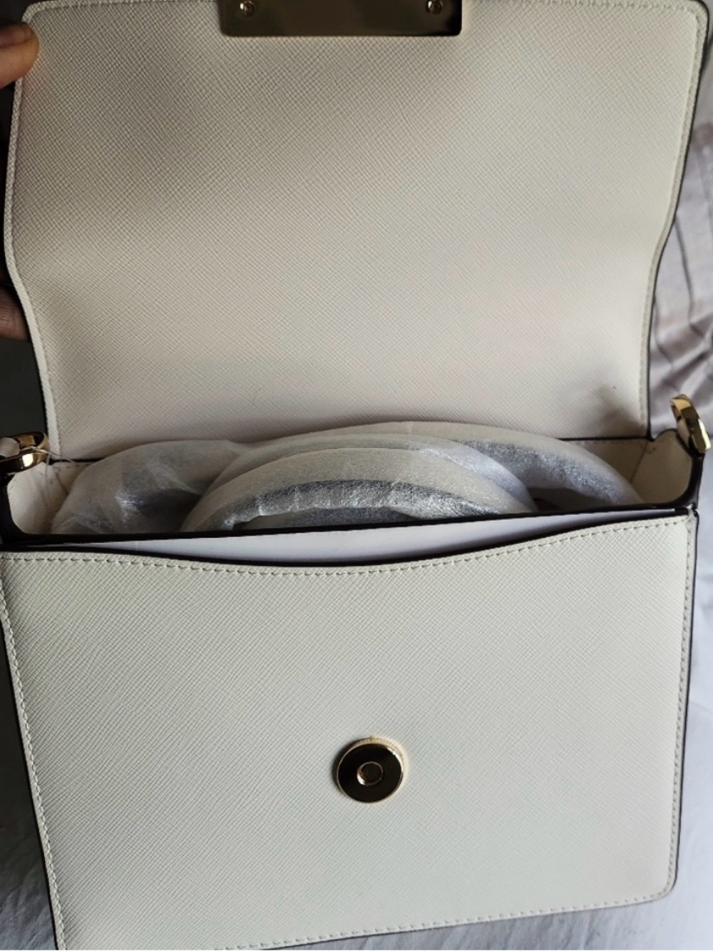 Kate Spade Reegan Cream Saffiano Leather Top handle Crossbody Tote - NWT - Picture 9 of 12